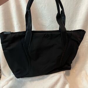 Lululemon Out Of Range Tote - Used